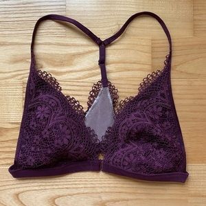 Victoria’s Secret Lace Bralette with Front Closure